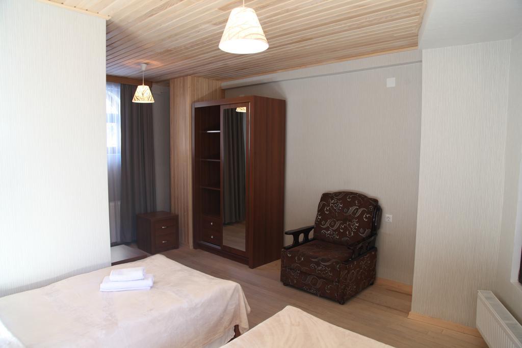 Guesthouse David Zhorzholiani Mestia Chambre photo